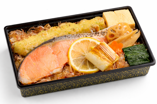 【鰹節】紅鮭と削り節の鰹節弁当